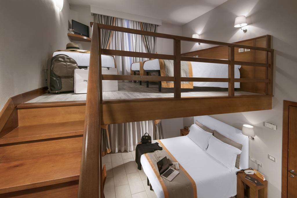 Hotel Il Viandante Терануова Брачолини Екстериор снимка